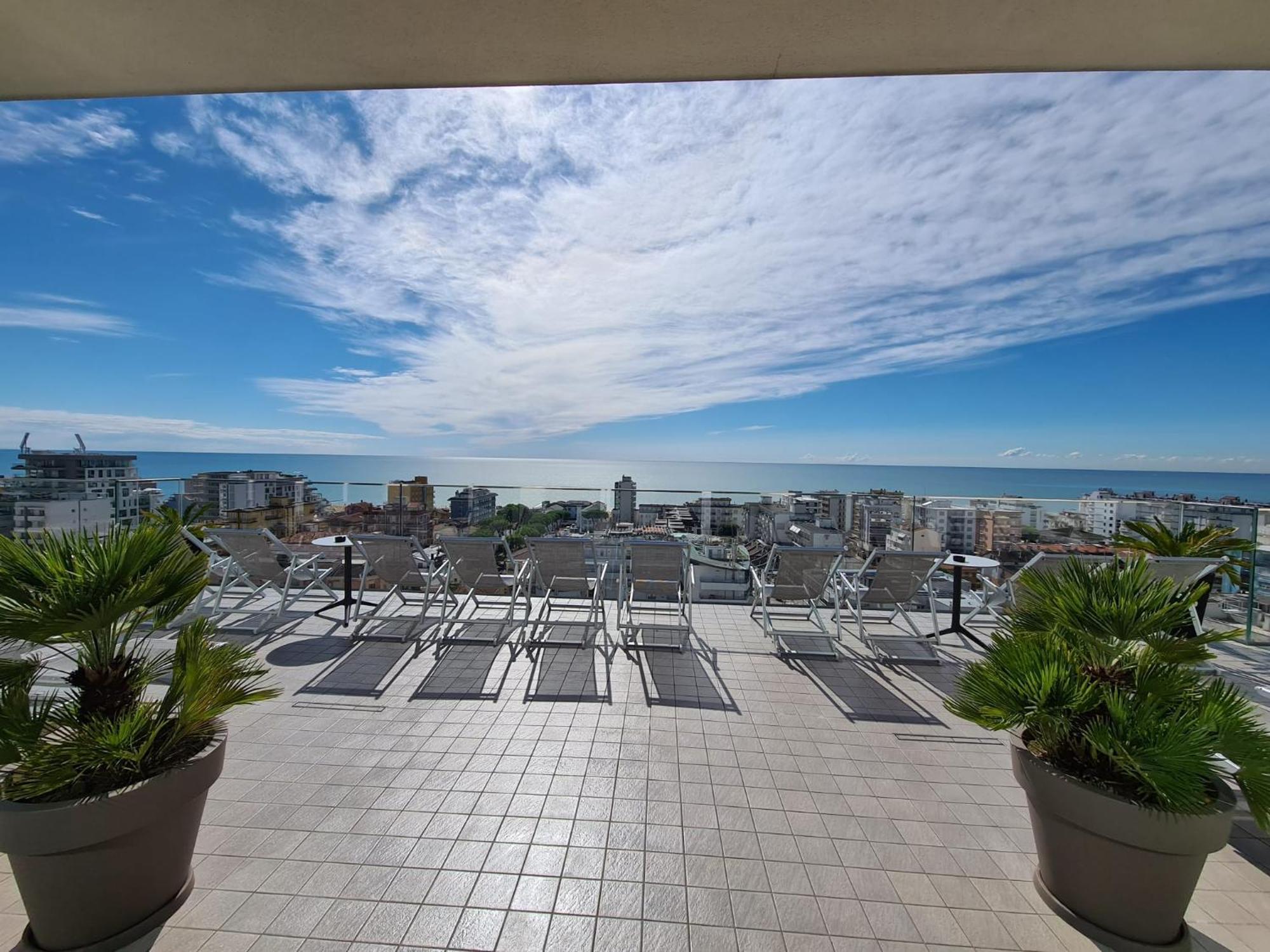 Hesperia Hotel&Residence Lido di Jesolo Exterior foto